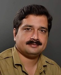 Dr. Ravi M G